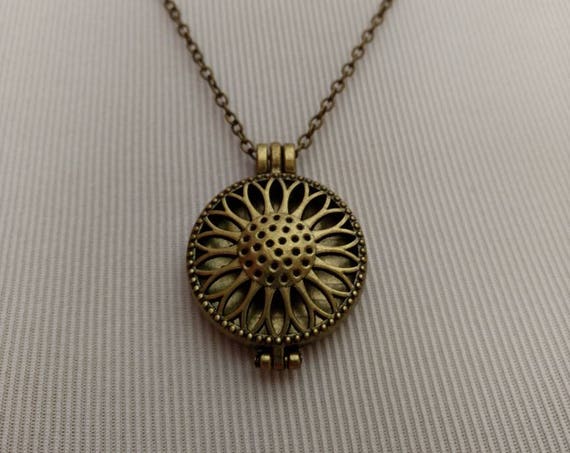 Sunflower Necklace Bronze Diffuser Locket Cork Aromatherapy Essential Oil Birthday Best Friend Christmas Gift Young Living Doterra BSUN001