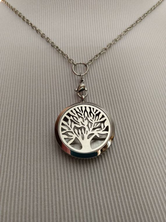 Diffuser Necklace Tree of Life Stainless Steel Locket Cork Aromatherapy Essential Oil Mothers Day Best Friend Gift Young Living Doterra