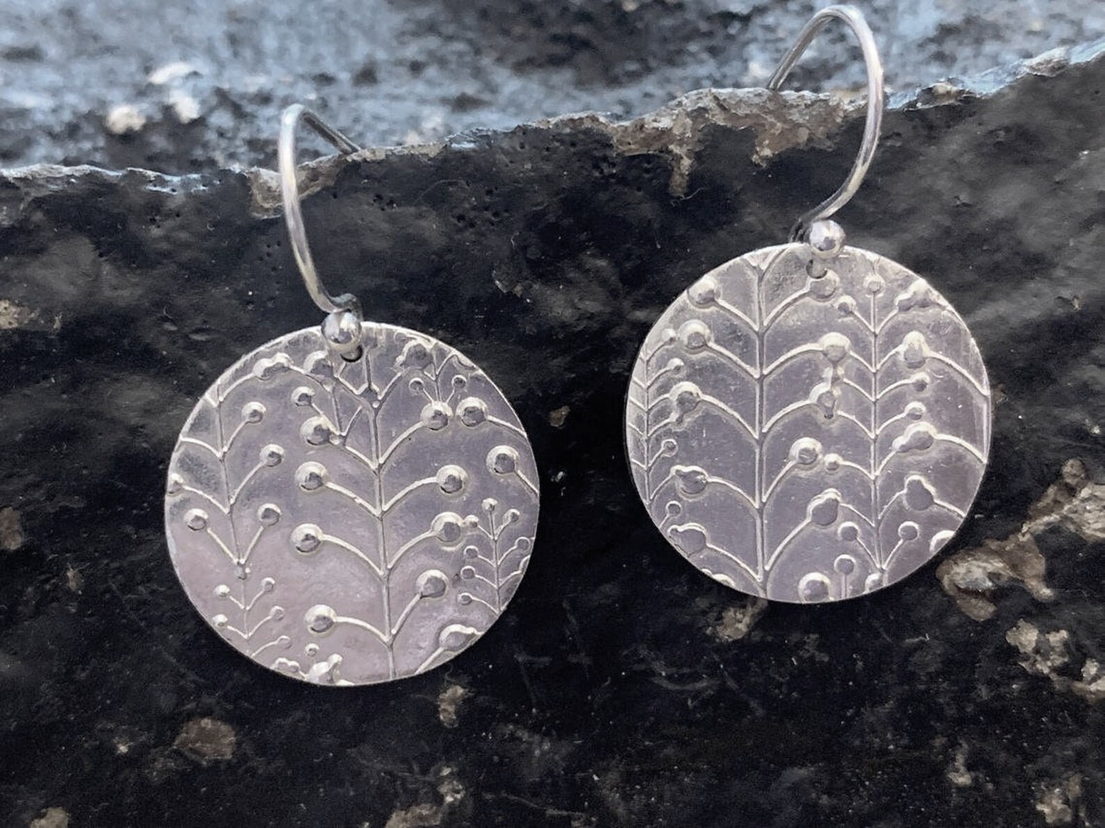 HANDMADE Sterling Silver Earrings - Small Silver Earrings - Flower Ea…