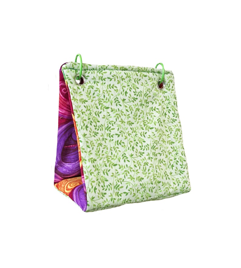 Swirling Leaves Reversible Hide n Sleep