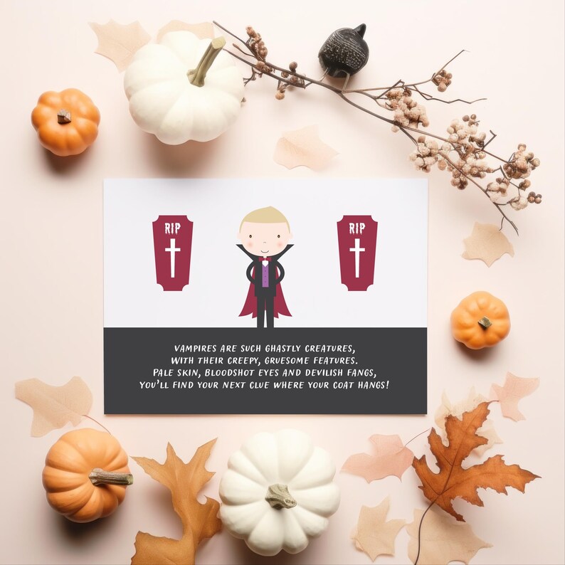 Puede incluir: Ilustraci&oacute;n con tem&aacute;tica de Halloween con un vampiro de dibujos animados, l&aacute;pidas y calabazas. El texto dice: "Los vampiros son criaturas tan horribles... &iexcl;Encontrar&aacute;s tu pr&oacute;xima pista donde cuelga tu abrigo!" Tambi&eacute;n hay hojas de oto&ntilde;o decorativas y una rama.