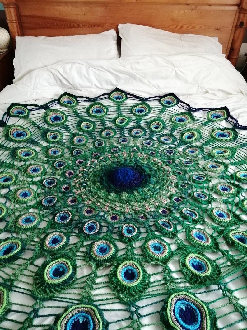 Peacock Mandala Throw Crochet Pattern image 2