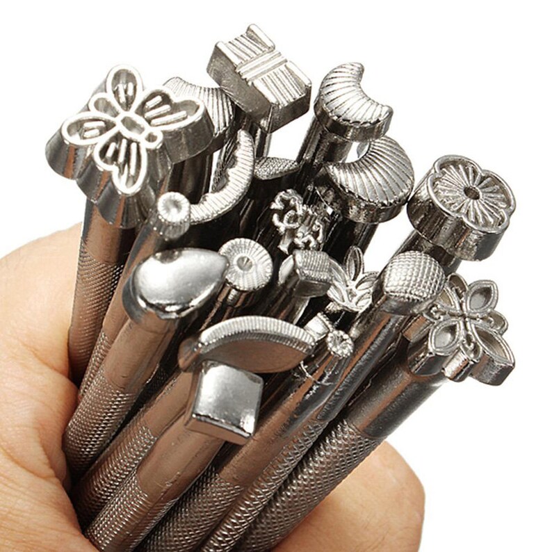 20pcs Leather Puncher Tools Working Saddle Making Set Carving Craft Stamping