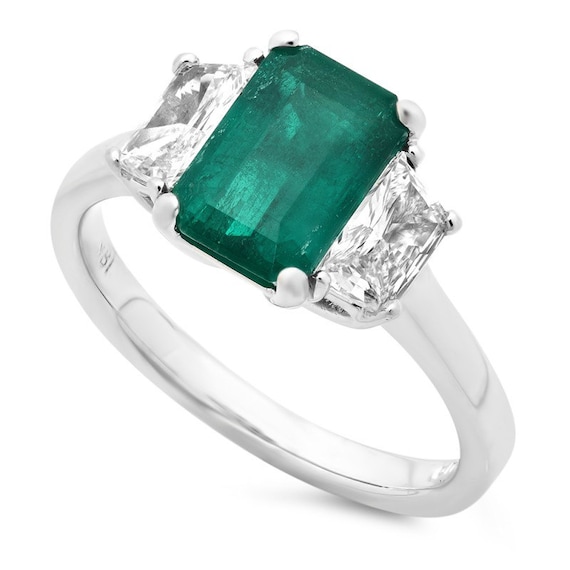 two carat emerald ring
