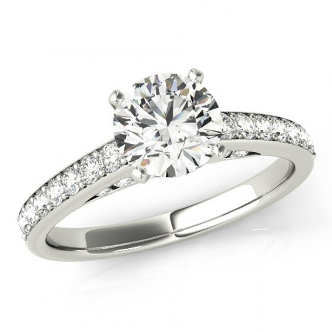 Single Stone Engagement Ring for Women in 18ct White Gold with a Round  Brilliant Cut Diamond with a Claw Setting