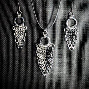 Spearhead Pendant and Arrowhead Earrings Set - Aluminum Chainmaille Jewelry