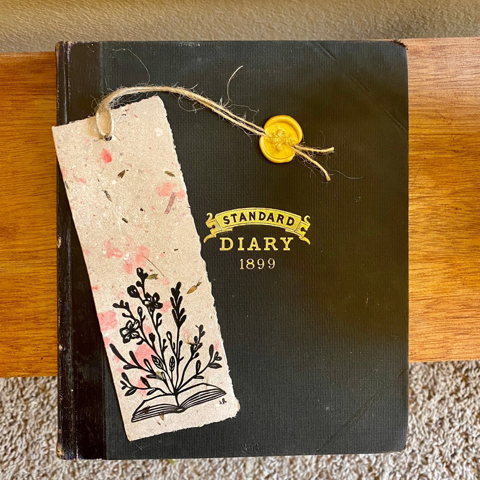 Plantable Bookmark on Paper Filled with Wildflower Seeds Wax Etsy