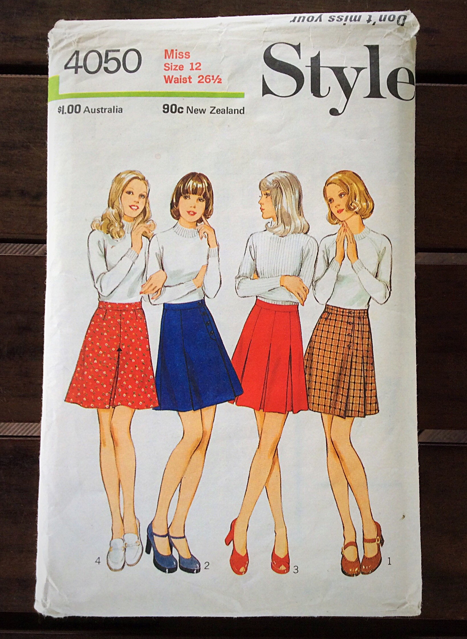 70s mini skirts