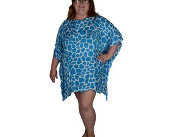 Makena Poncho, Animal Print Blue Giraffe Cover Up, Beach Poncho Dress, Resort Wear