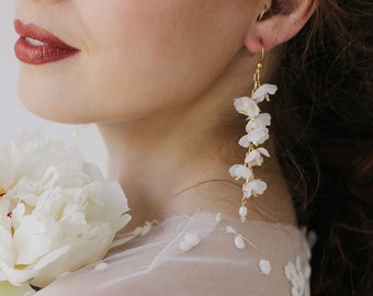 Bridal Earrings, Wedding Earrings, Statement Earrings, Bride Earrings, Flower Earrings, Drop Earrings, Floral Earrings, Silk Flower Earrings