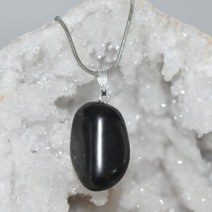 Elite Noble Shungite Crystal Pendant with Necklace -, High Vibration, Cleansing, Detox,  Wicca