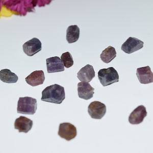 Cristalli di Corundum Multi Color / Zaffiri - Collezione Roccia, Pietre, Decor, Crafting, Cristalli, Pietre
