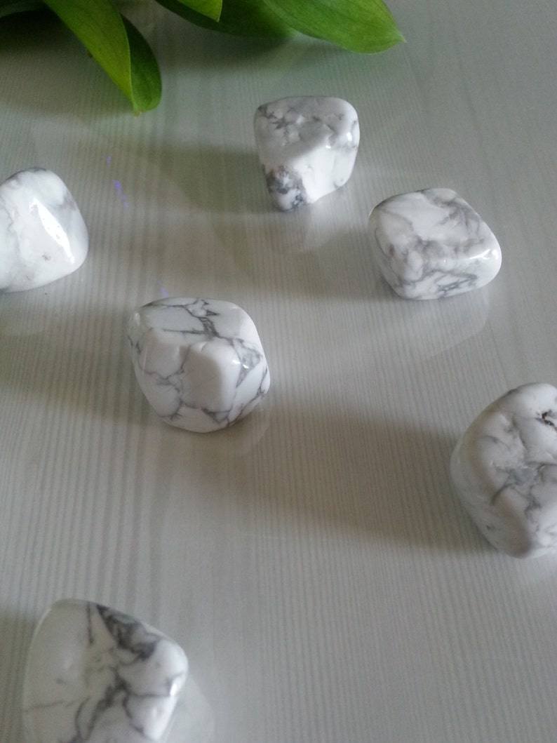 Gemstone, Howlite Crystal Tumbled - Stone Crystal Rock Collection