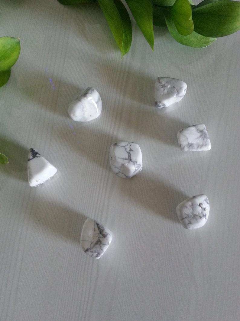 Gemstone, Howlite Crystal Tumbled - Stone Crystal Rock Collection