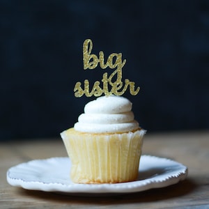 Adorno para cupcakes de hermana mayor, tamaño de 2 pulgadas, cartulina con brillantina, 12 unidades, Convertirse en hermana mayor, fiesta de revelación de género, elige un color