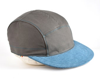 Grey 5 Panel hat with seafoam brim, Baseball cap