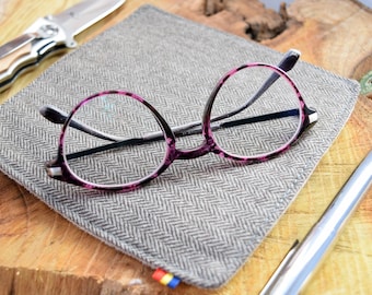 EDC wool hank in herringbone bear brown, size 16 x 16 cm