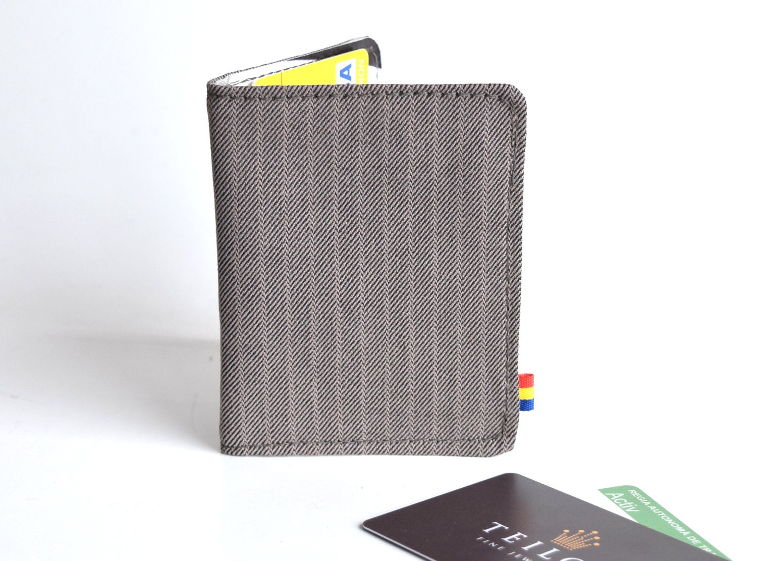 Cards Wallet. Gray Heavy Cotton. Small Vegan Wallet. Slim, Minimalist and Partially upcycled.