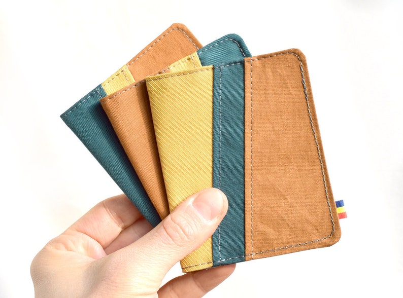 Minimalist vegan wallet, Mens bifold wallet, Vegan slim wallet image 2