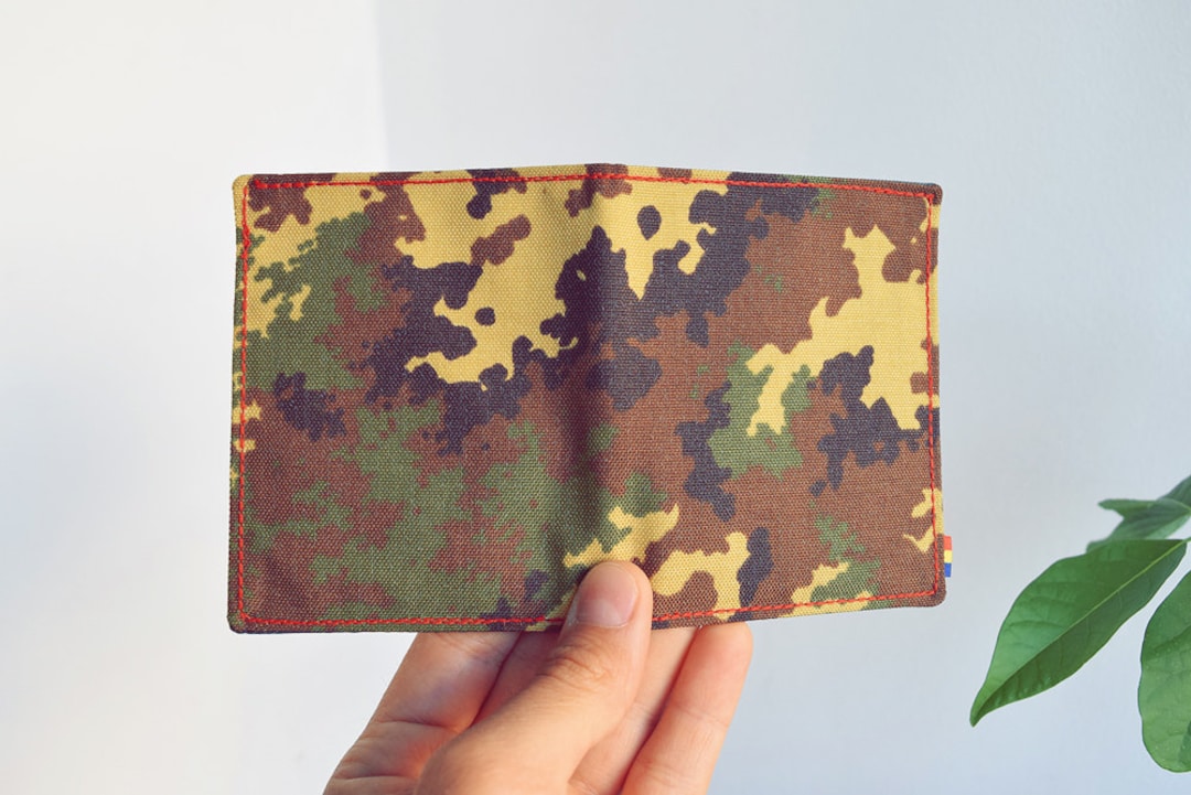 Bifold Cordura Wallet in Forest Camouflage. Holds Coins and Ships Very ...