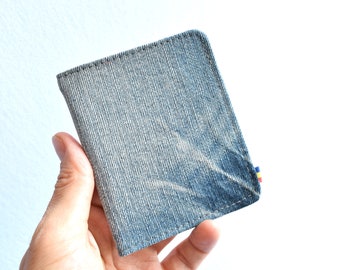 Upcycled jeans wallet. Minimalist bifold