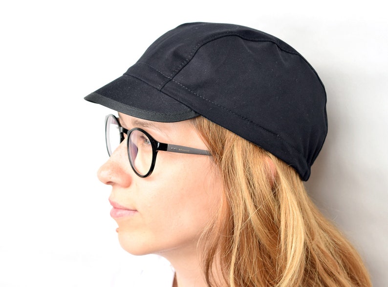 All black cycling cap. Cotton cycle hat with city state name on the brim image 4