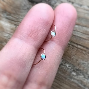Super Thin 14k gold/rose gold filled 6-7mm/8/9/10mm-cartilage/tragus/rook/daith/helix/snug earring nose ring hoop with tiny white/light blue