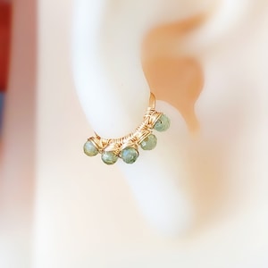 Aro de concha/lóbulo relleno de oro de 14k de calibre 16/18/20 con apatita verde, piercing para el tabique nasal, trago, rook, daith y concha.