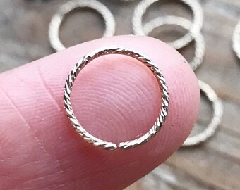 Anello in argento sterling con taglio a diamante: piercing alla cartilagine calibro 20