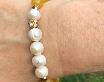 Yellow Agate and Freshwater Pearl Bracelet