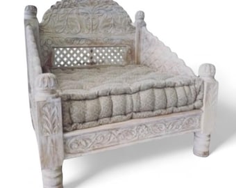 Whitewash Hand Carved Jhula Chair: Bohemian Indian Seating