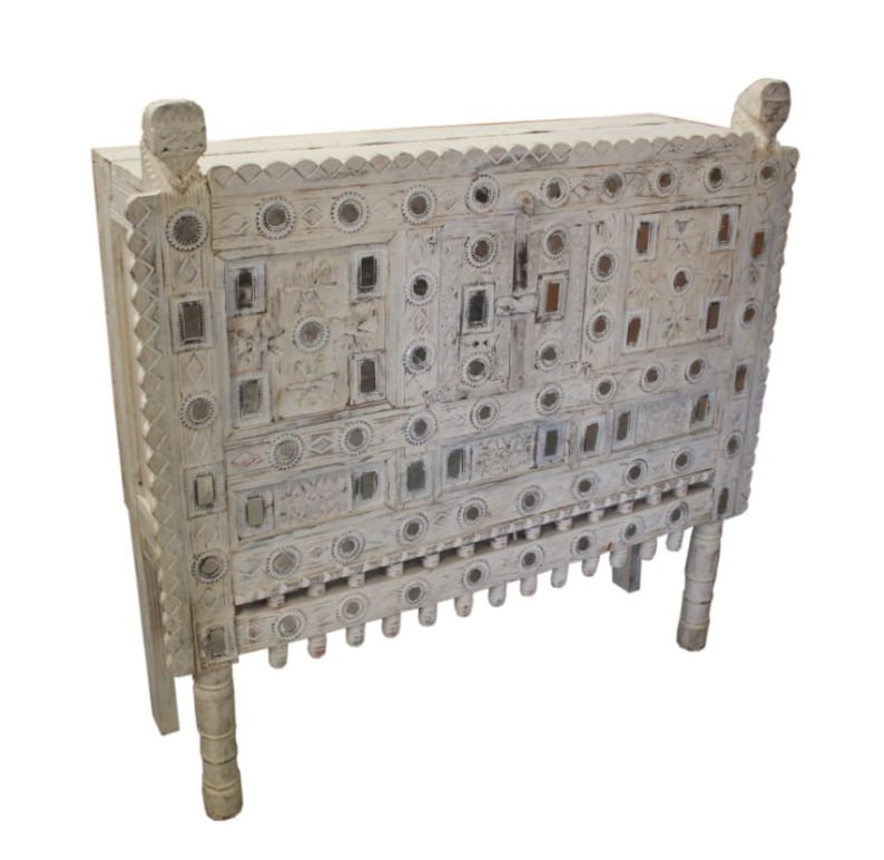 Hope Chest Old damchiya Vintage Furniture reclaimed furniture Indian Dhamchiya Console Table
