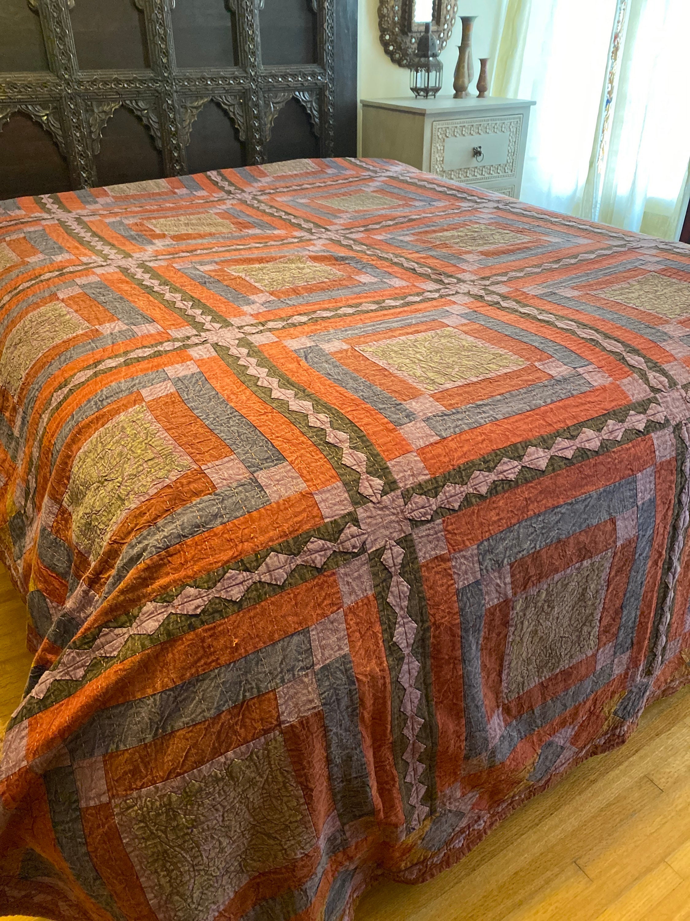 Indian vintage Bedspread, Cotton bed cover, patchwork throw, Wall Hanging