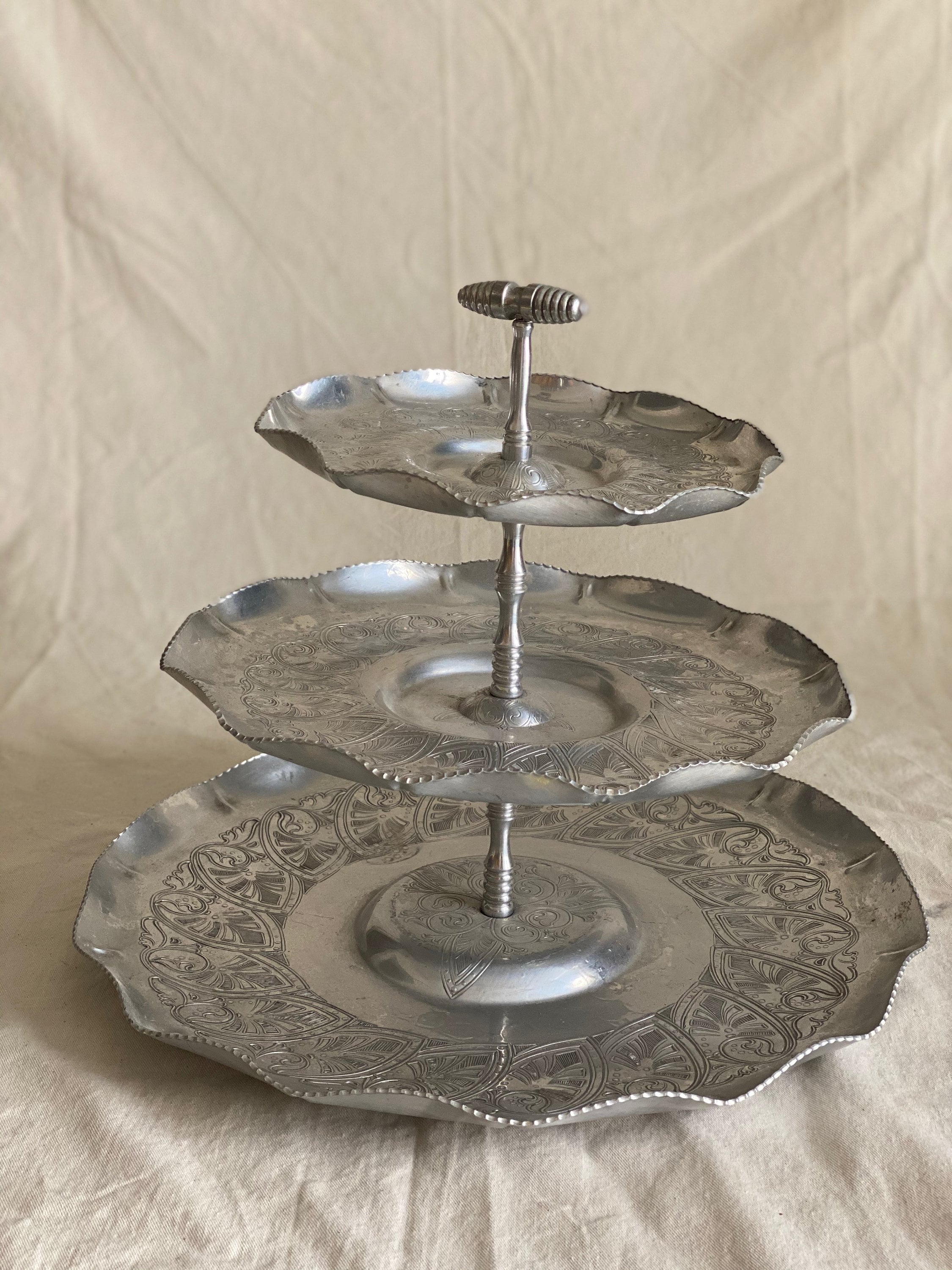 Vintage Wilson Specialties Hand Wrought Aluminum, entertaining serving