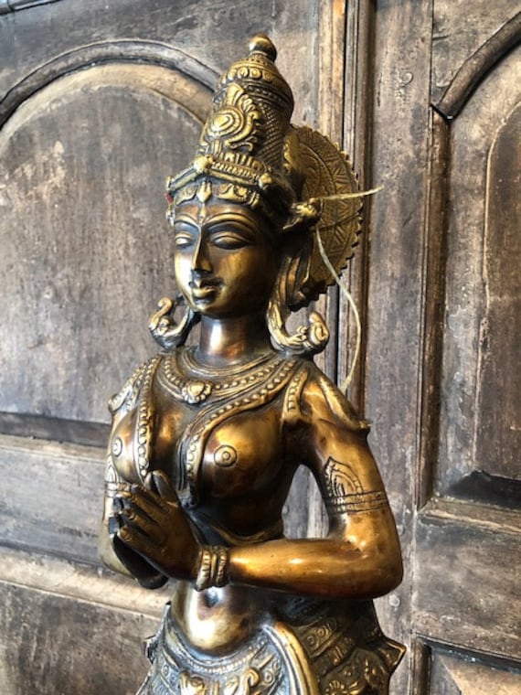 Large Brass Welcome Lady, Namaste Lady, Brass Statue, Welcome Lady