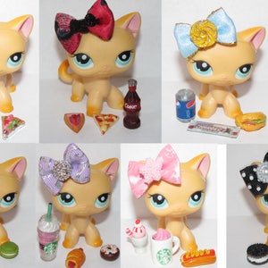 Littlest Pet Shop Clothes Lps accessories 4 piece Random Lot bow, Starbucks, food *CAT NOT INCLUDED*