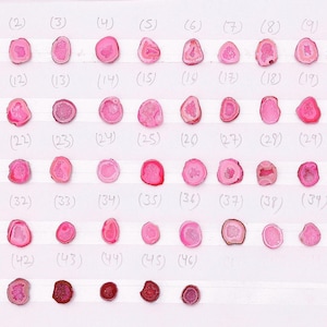 Ruwe agaatgeoderingsteen 10-15 mm, roze natuurlijke kristalschijf, enkele steen voor doe-het-zelfsieraden, statementringen, onbewerkte vijay-kralen