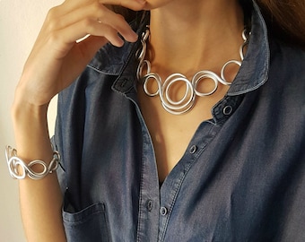 Aluminum Necklace. Original and elegant, suitable for a special and refined gift. Modern and contemporary. Design SINERGIE MILANO
