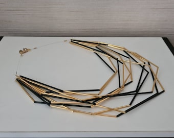 Minimal necklace 100 threads in gold and black plated brass - Modern, contemporary, refined. Elegant contrast Brass and black. Gift idea.