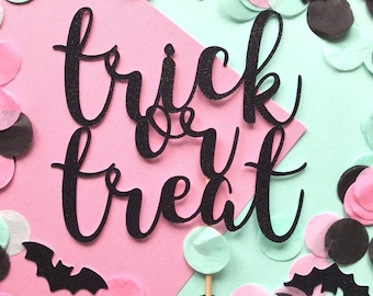 Trick or Treat Cake Topper: Halloween Party Decor