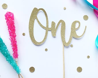 Cakeshop 1e verjaardag Glitter Cake Topper, leeftijd 1 Cake Topper Decoratie, 1e verjaardag - Dubbelzijdige 400gsm Glitter Card, Keuze 14 kleuren en tal van stijlen (felblauw
