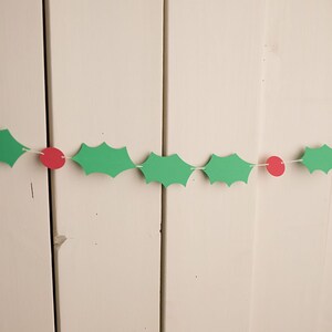 Holly Garland, Christmas Home Decor, Mantel Decor, Christmas Tree Decor, Holiday Home, Holly Berry Paper Garland