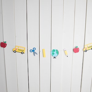 Back-to-School Garland, First Day of School Breakfast, Last Day of School, Classroom Banner, Teacher Gift Idea, Class Decorations, Preschool
