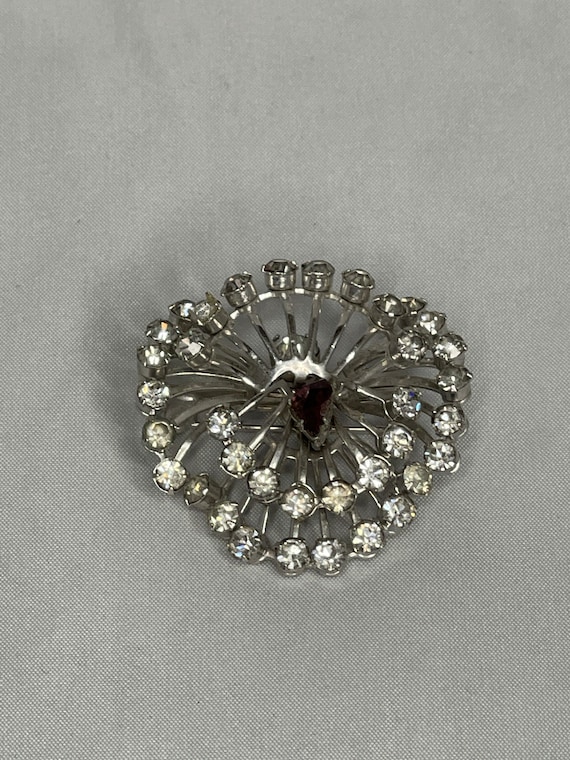 Coro small rhinestone Brooch - image 1