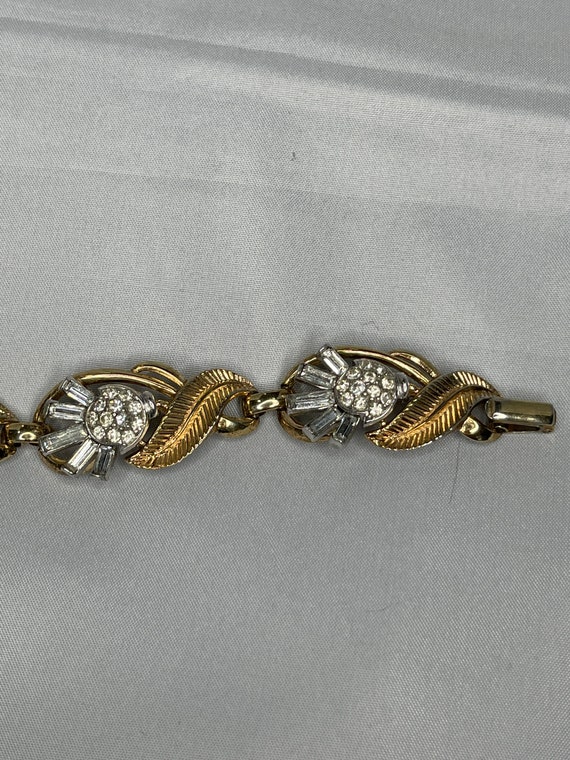Vintage Trifari crown bracelet - image 5