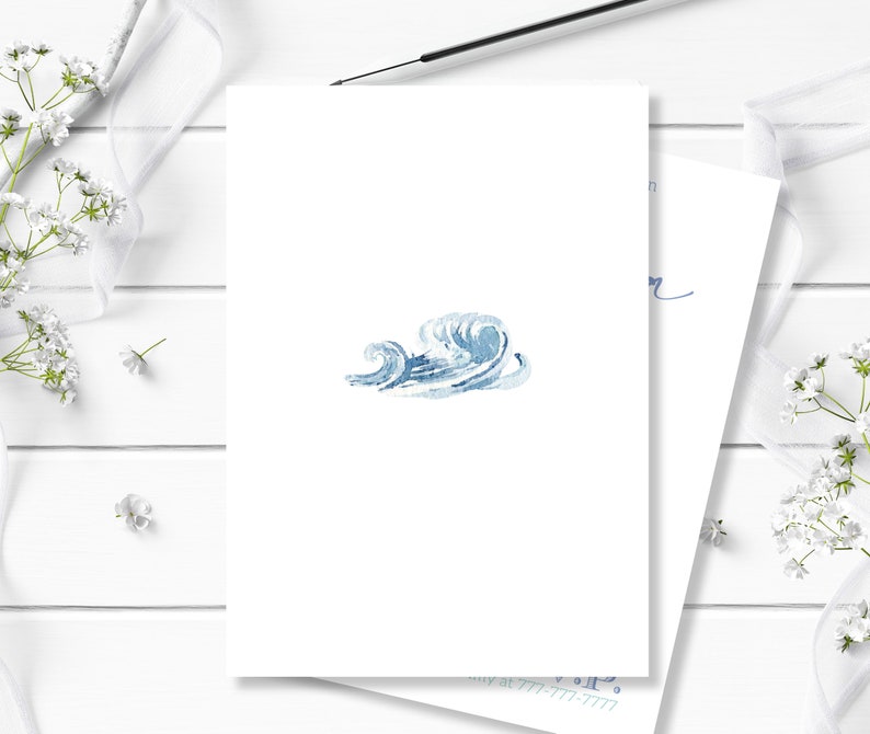 K&ouml;nnte beinhalten: Eine wei&szlig;e Karte mit einem blauen Aquarell-Wellendesign. Die Welle ist stilisiert und hat eine hellblaue Farbe.