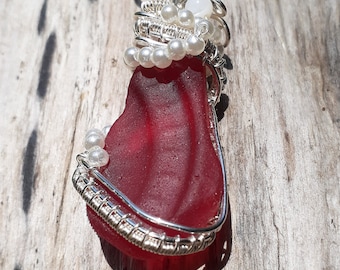 Fabulous Red Reflector Seaglass Pendant, rare seaglass,  red seaglass,  Valentine's day gift, red pendant, Valentine's pendant, red seaglass