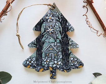 Original Cabin Christmas Tree ornament - Original Small Wood Art, Wood Art, Night, Wood painting. Illustrated by Melpomeni Chatzipanagiotou