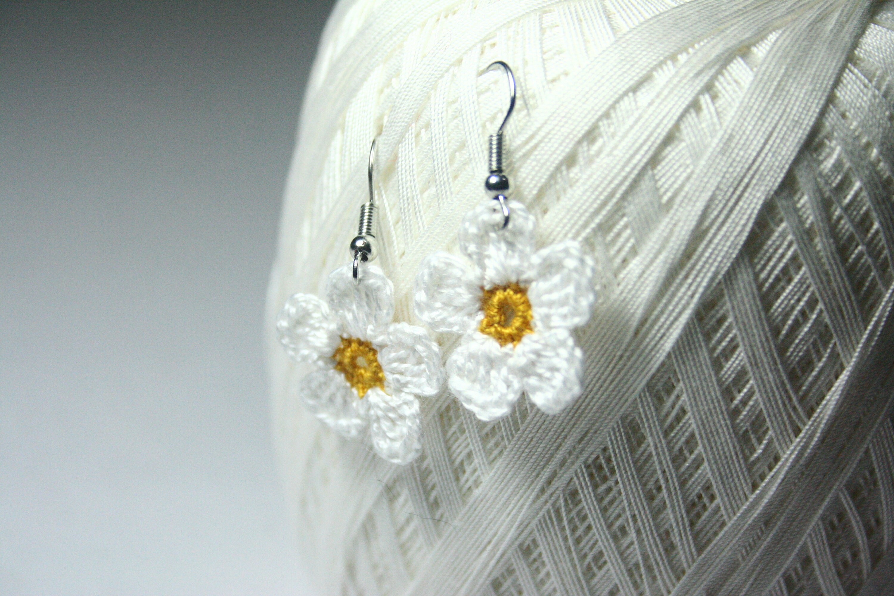 Daisy Crochet Earrings Daisy and Flower Cute Earrings Etsy