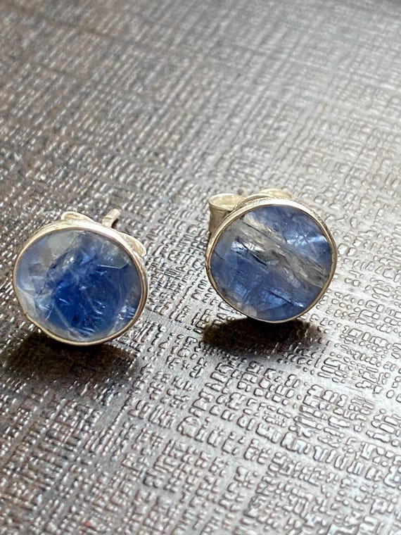 Cute Blue Kyanite rosecut round shape stud earrings 1.9 grams  925 silver earrings handmade natural gemstone  earrings